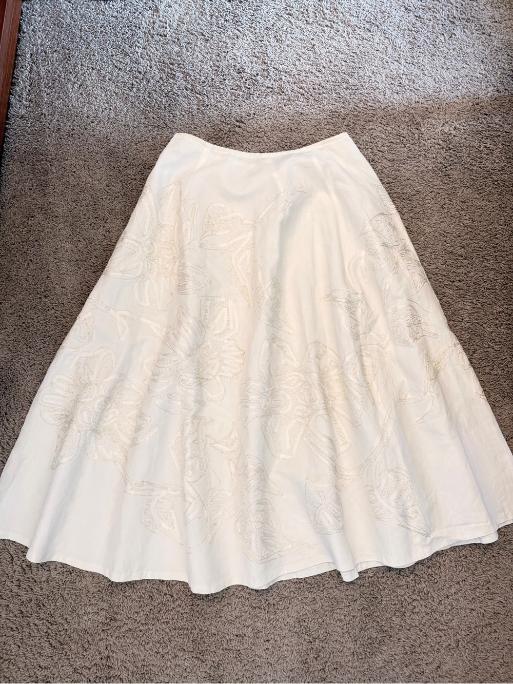 Dries Van Noten White A-Line Skirt with Floral Embroidery